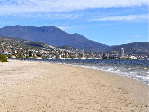 Mellowtrees Accommodation - Accommodation Cairns 6