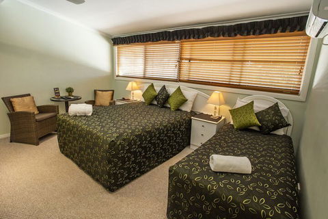 Ainslie Manor B&B - Accommodation Cairns 5
