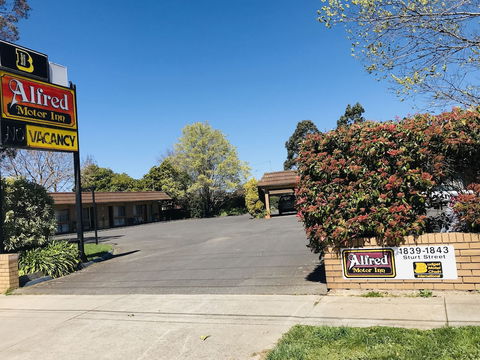 Alfred Motor Inn - Accommodation Cairns 2