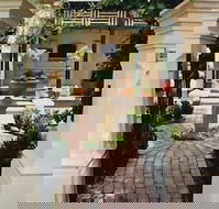 Water Bay Villa Bed and Breakfast - Accommodation Cairns