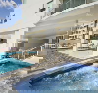 Aqua Vista Resort - Accommodation Cairns