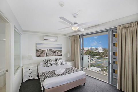 Catalina Resort - Accommodation Cairns 4