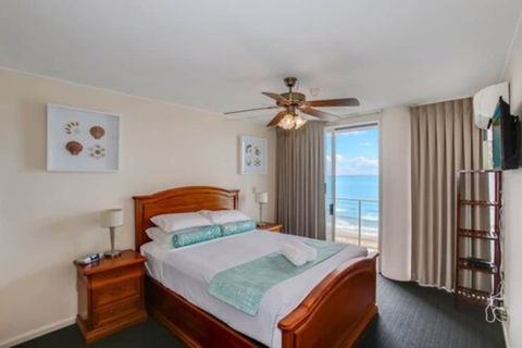 Catalina Resort - Accommodation Cairns 5
