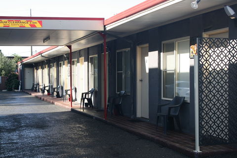 Benjamin Singleton Motel - Accommodation Cairns 3