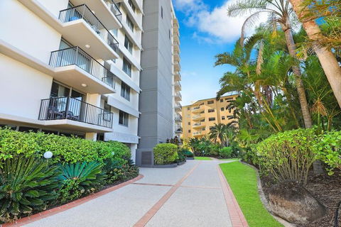Majorca Isle Beachside Resort - Accommodation Cairns 2