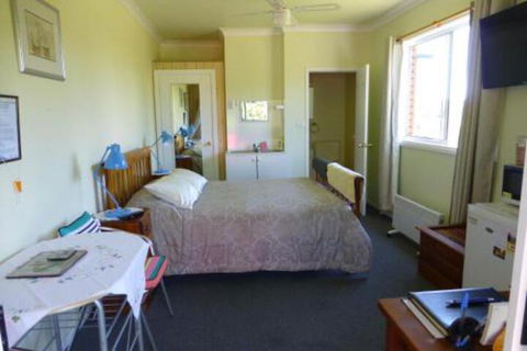 Quamby Pines Chalet - Accommodation Cairns 4