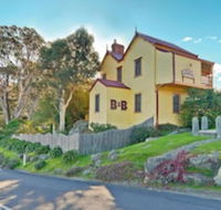 Two Story Bed  Breakfast - Accommodation Cairns