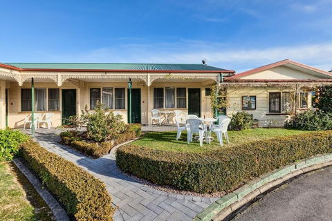 Wintersun Gardens Motel - Accommodation Cairns 1