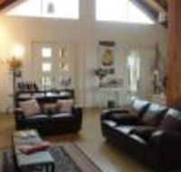 Outlook Hill Pavilion suites  Spa Cottages - Accommodation Cairns