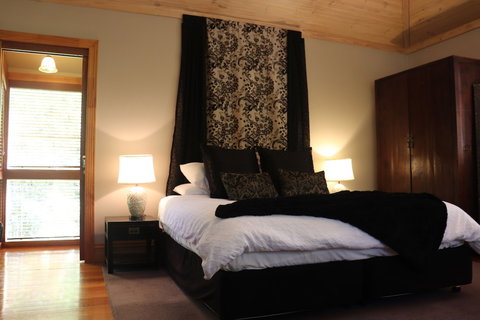 Linden Gardens Rainforest Retreat - Accommodation Cairns 3