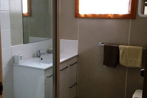 Tinglewood Cabins - Accommodation Cairns 2