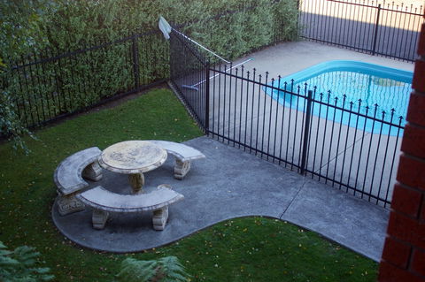 Moe Motor Inn - Accommodation Cairns 0