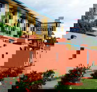 Cedar Lodge Motel Townsville - Accommodation Cairns