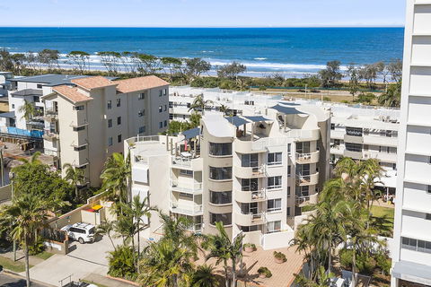 Burlington Holiday Apartments - Accommodation Cairns 4