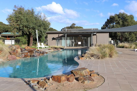 Anglesea Family Caravan Park - Accommodation Cairns 3