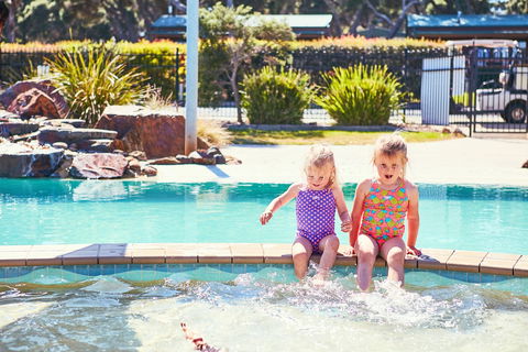 Anglesea Family Caravan Park - Accommodation Cairns 2