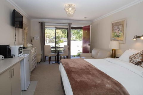 Beechworth On Bridge - Accommodation Cairns 6
