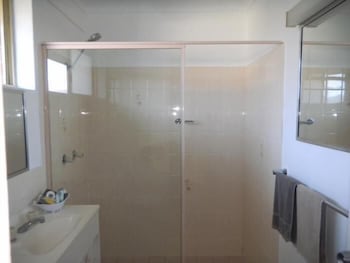 Lake Macquarie Motor Inn - Accommodation Cairns 4