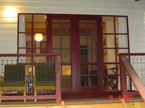 Stones Throw Cottage Bed & Breakfast - Accommodation Cairns 5