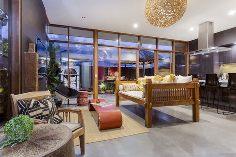 Sticky Rice Villas - Accommodation Cairns 6