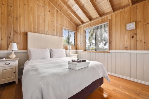 Hazelcreek Cottages - Accommodation Cairns 3