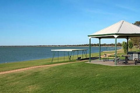Barmera Lake Resort Motel - Accommodation Cairns 2