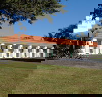 Moon River Motor Inn - Accommodation Cairns