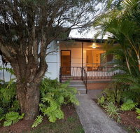 Ron's Beach House - Accommodation Cairns