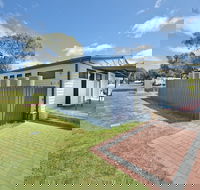 Acclaim Rose Gardens Beachside Holiday Park - Accommodation Cairns
