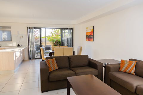 Gladstone Heights Executive Apartments - Accommodation Cairns 5