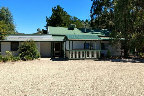 Fernleigh Farmstay & Bike Park - Accommodation Cairns 2