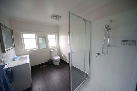 Seaview House Ulverstone - Accommodation Cairns 3