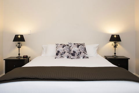 Colonial Court Villas - Accommodation Cairns 1