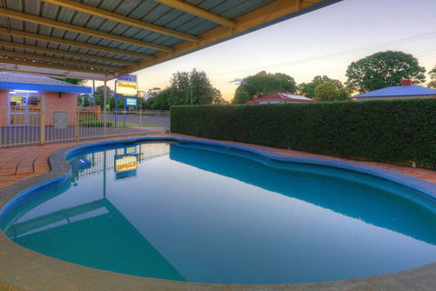 Binalong Motel - Accommodation Cairns 2