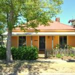 Cooma Cottage - Accommodation Cairns 0