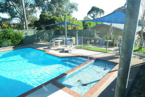 Bega Southtown Motor Inn - Accommodation Cairns 6