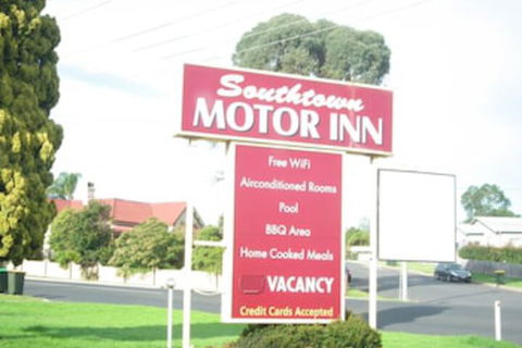 Bega Southtown Motor Inn - Accommodation Cairns 0