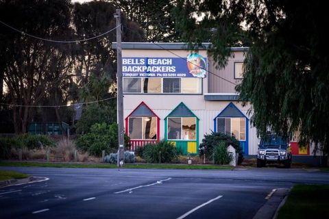 Bells Beach Backpackers - Accommodation Cairns 2