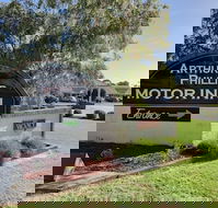 Arthur Phillip Motor Inn - Accommodation Cairns