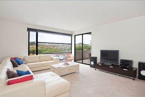 Four Kings Apartments - Accommodation Cairns 2