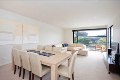 Four Kings Apartments - Accommodation Cairns 6