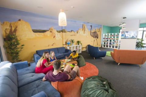 Perth City YHA Hostel - Accommodation Cairns 0