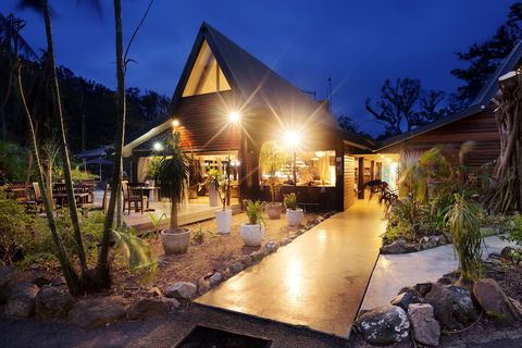 Palm Bay Resort - Accommodation Cairns 5