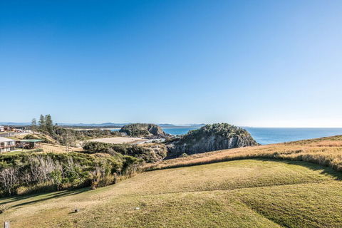 A PERFECT STAY - A Frame - Accommodation Cairns 5