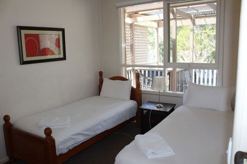 Australian Home Away At Doncaster Grange Park - Accommodation Cairns 1