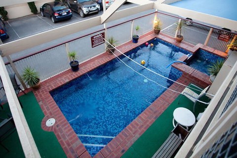 MAS Country Riverboat Lodge Motor Inn - Accommodation Cairns 5