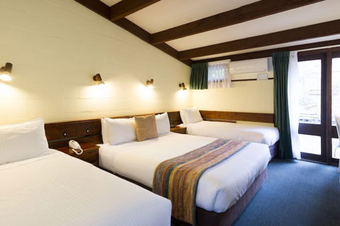 Blackheath Motor Inn - Accommodation Cairns 3