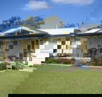The Grange on Hermitage - Accommodation Cairns