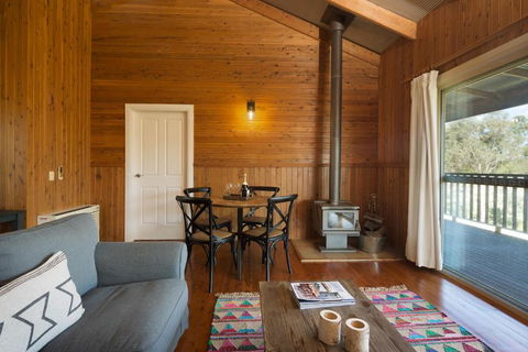 North Lodge Cottages - Accommodation Cairns 6