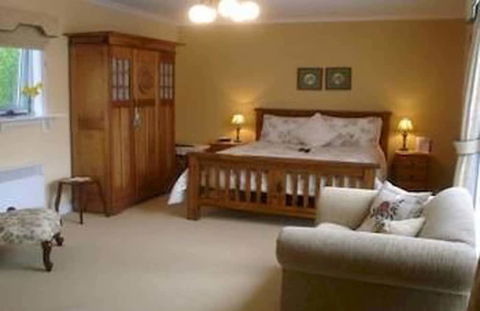 Walton House - Accommodation Cairns 5